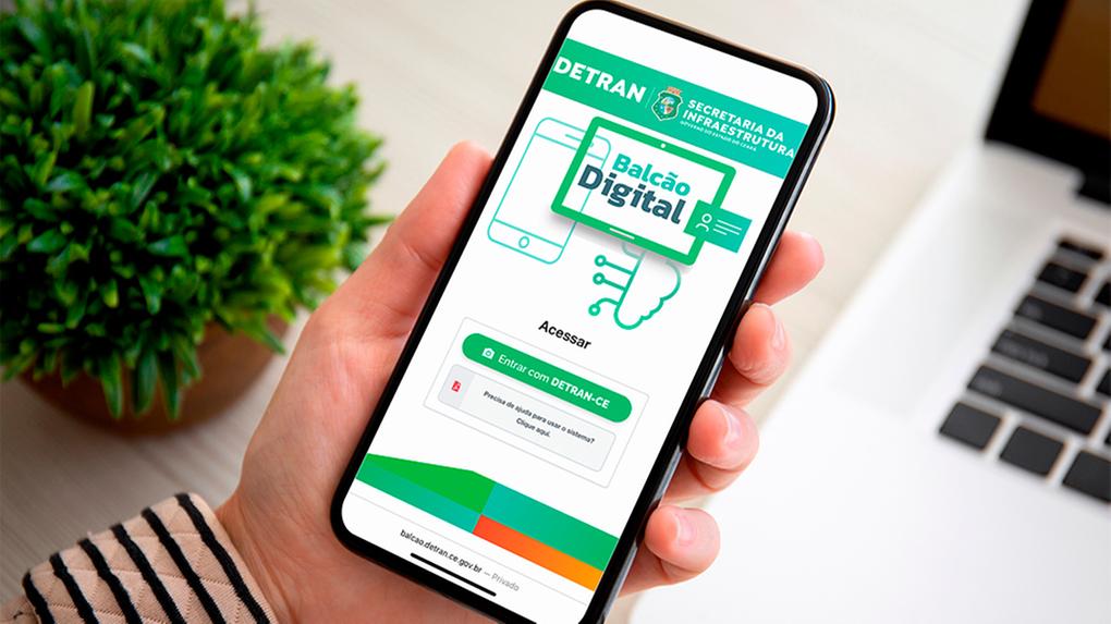 Detran-CE lança plataforma digital para transferência de veículos