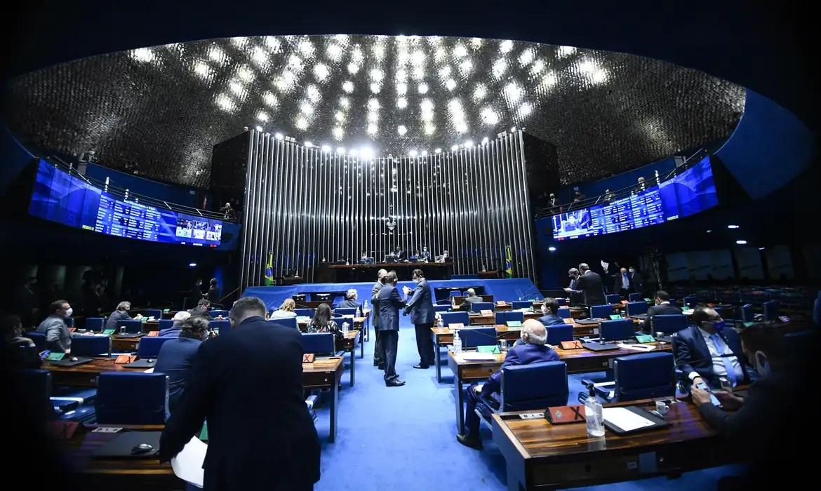 Senado Federal com a presença de senadores