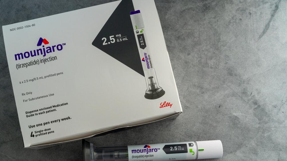 Caneta de Mounjaro dentro de embalagem