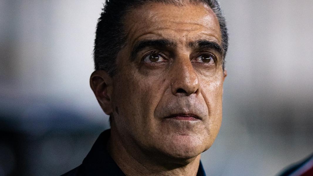 Renato Paiva em ação pelo Fortaleza