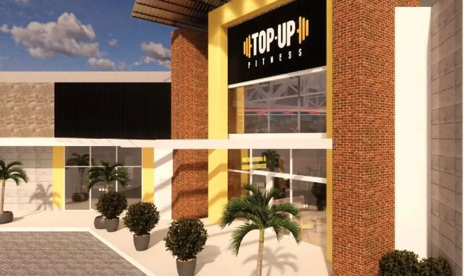 Foto que contém projeto de fachada da academia Top Up na avenida Washington Soares