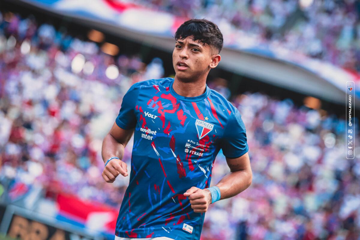Kervin Andrade em ação pelo Fortaleza