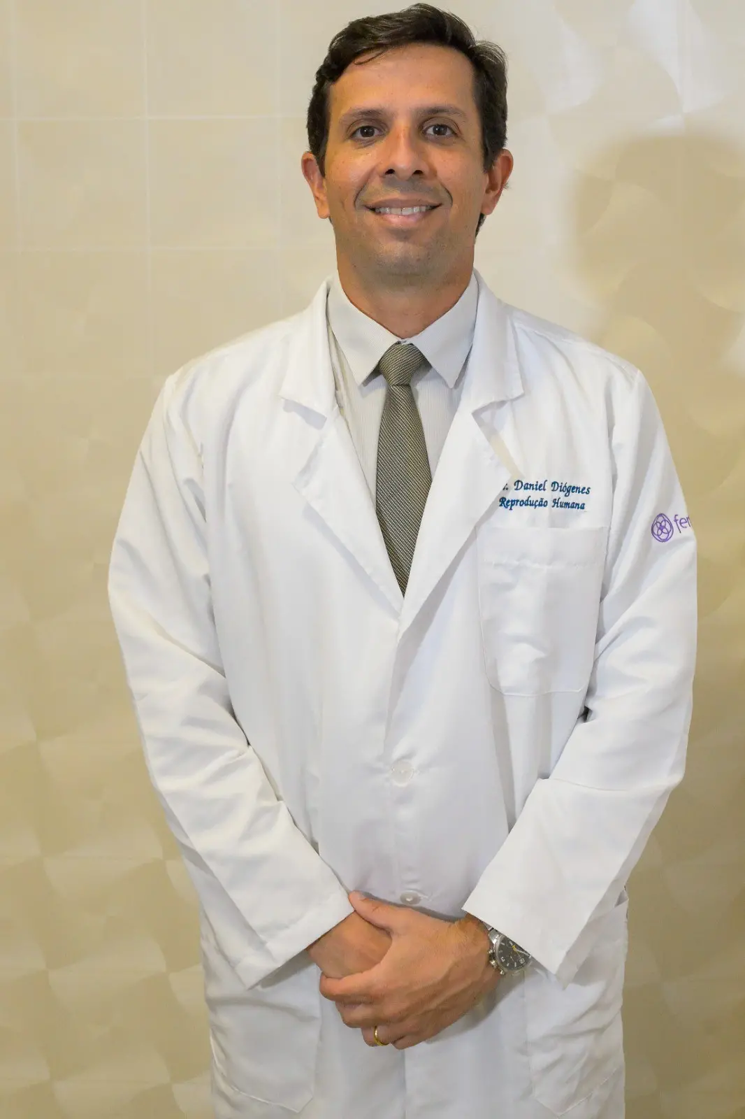 Daniel Diógenes é médico