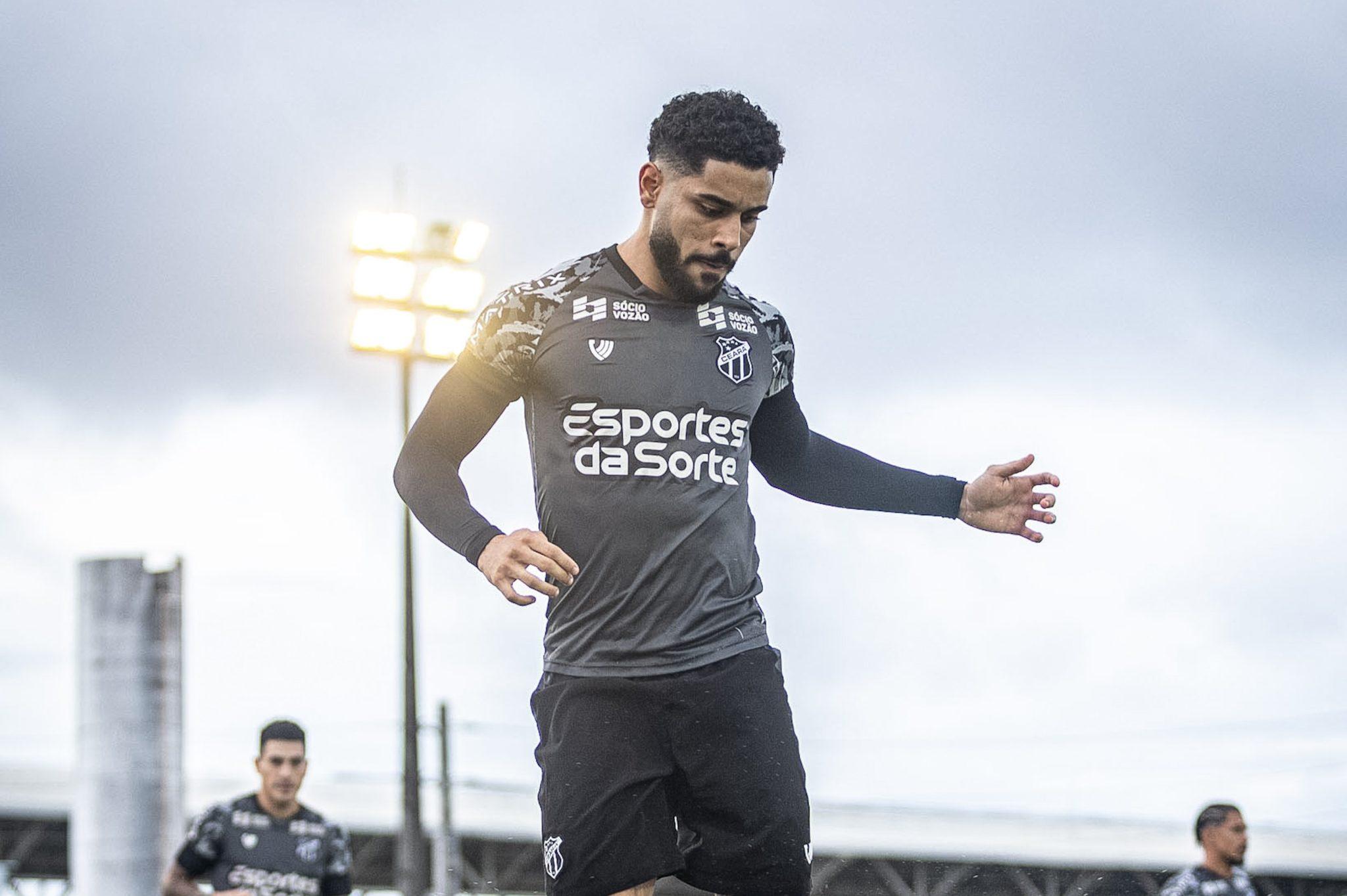 Matheus Pereira dúvida contra Juventude