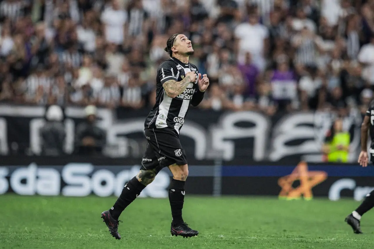 Vina em ação do Ceará