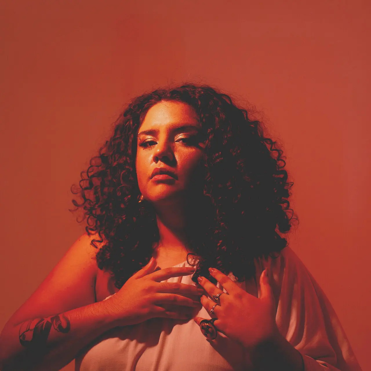 Letícia lança seu EP em Fortaleza nesta terça-feira (2)