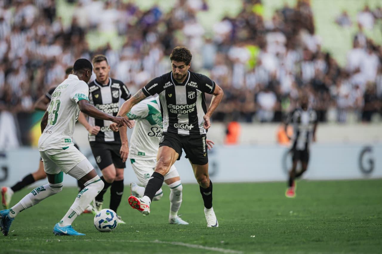 Foto de Pedro Raul durante Ceará x Juventude na Série A do Brasileirão