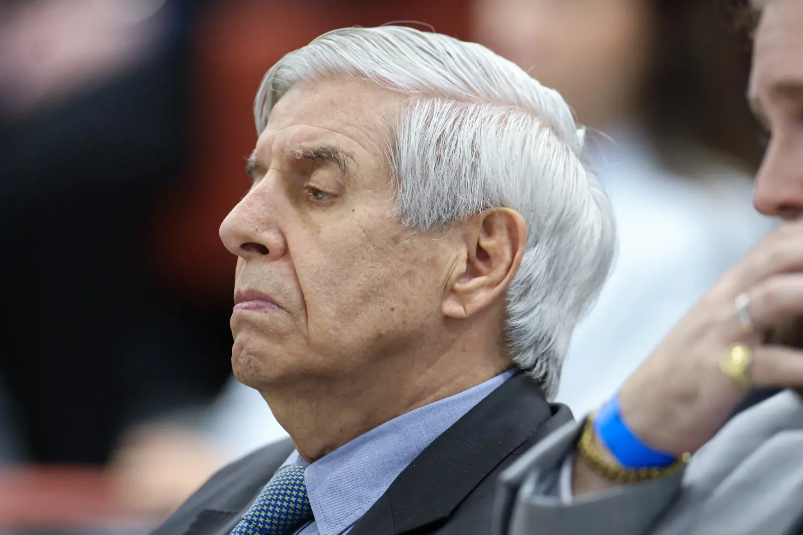 Augusto Heleno com expressão séria durante interrogatório no STF