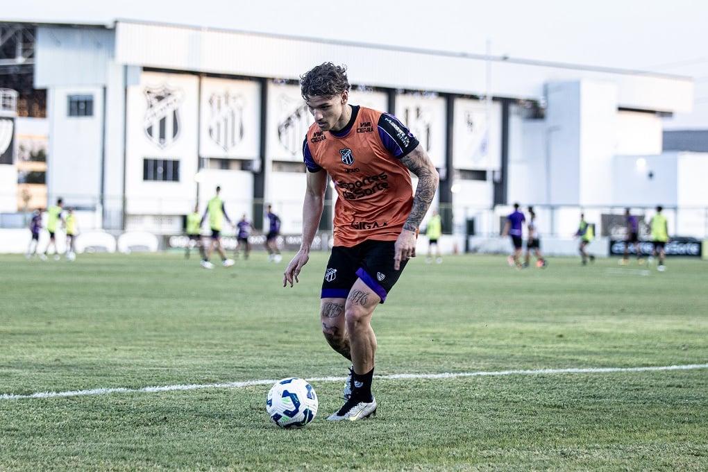 Lucca em ação pelo Ceará