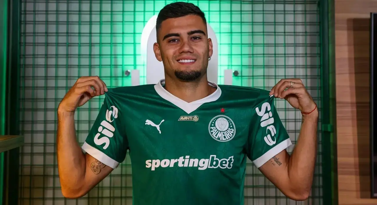 Andreas Pereira em ação pelo Palmeiras