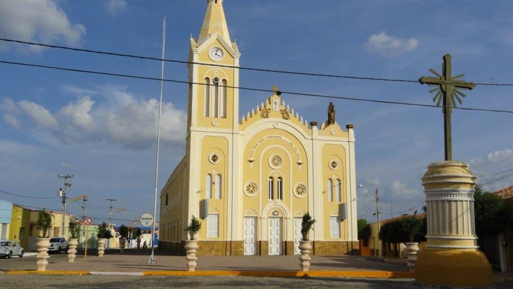 Foto mostra cidade de Milagres, na região do Cariri