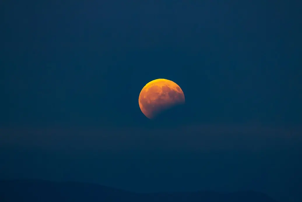 Imagem da notícia: Eclipses de Setembro: Temporada de fins e recomeços
