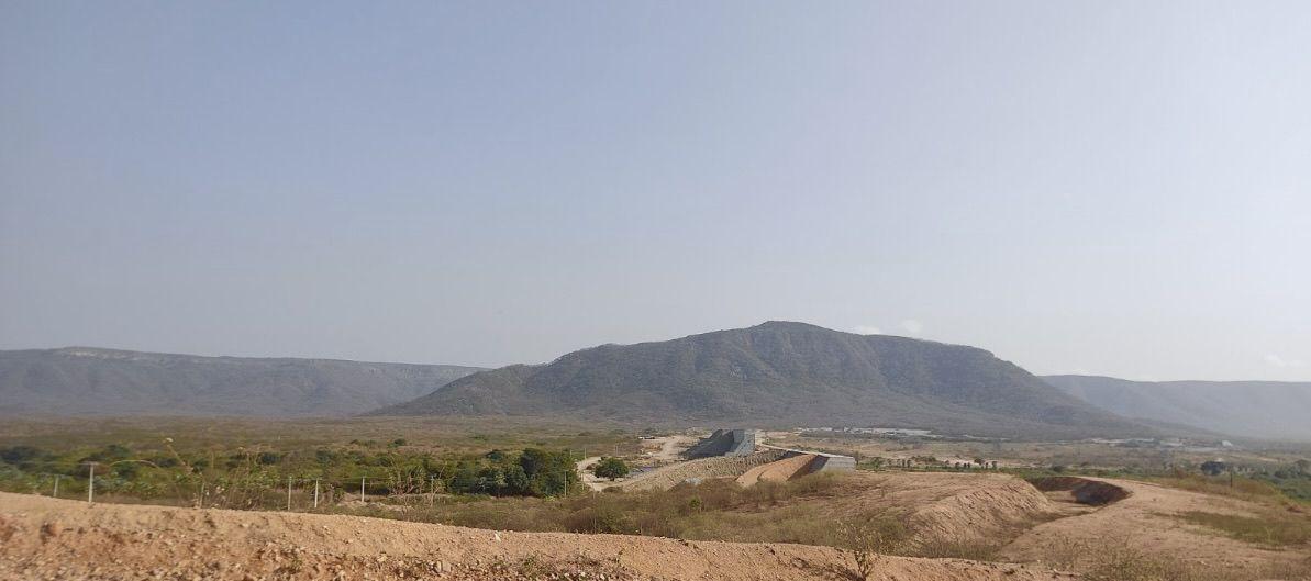 Distrito de Ibiapaba no município de Crateús e as instalações do lago sem fronteira