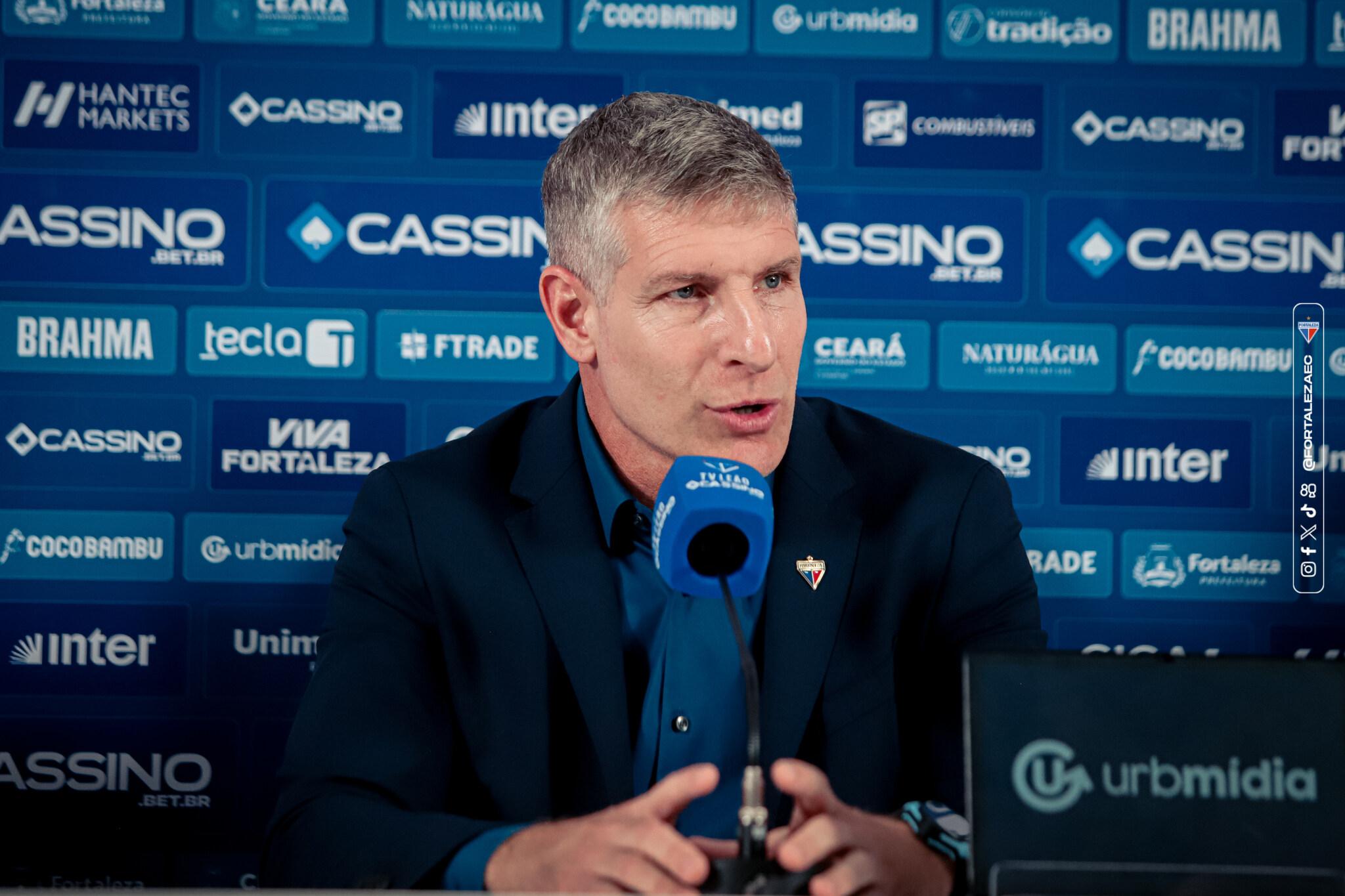 Foto de Palermo, apresentado no Fortaleza e revela: ‘se vim é porque falei muito com Vojvoda’