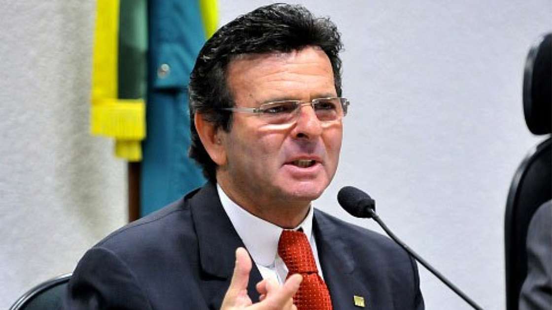 Quem indicou Luiz Fux e os demais ministros ao STF?
