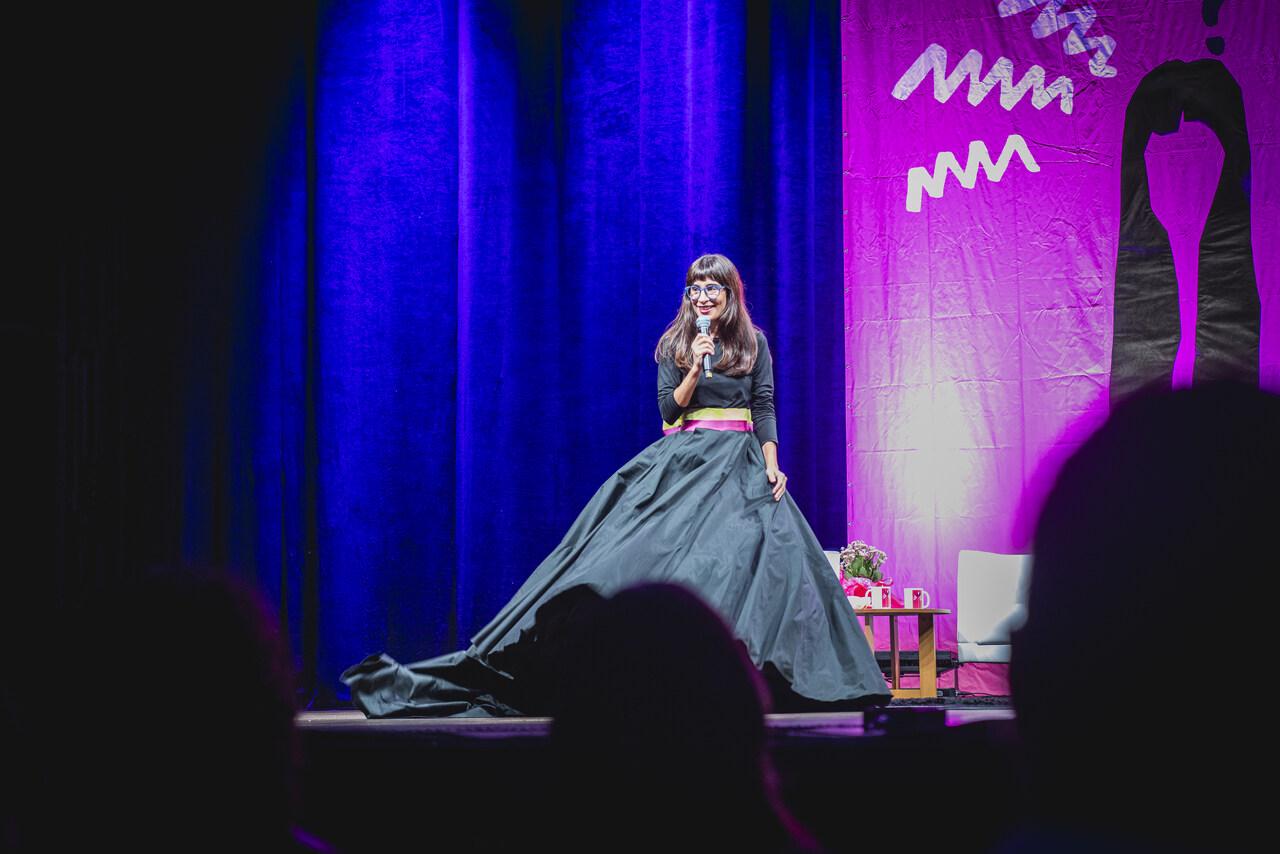 Apresentadora deve seguir em turnê nos próximos meses