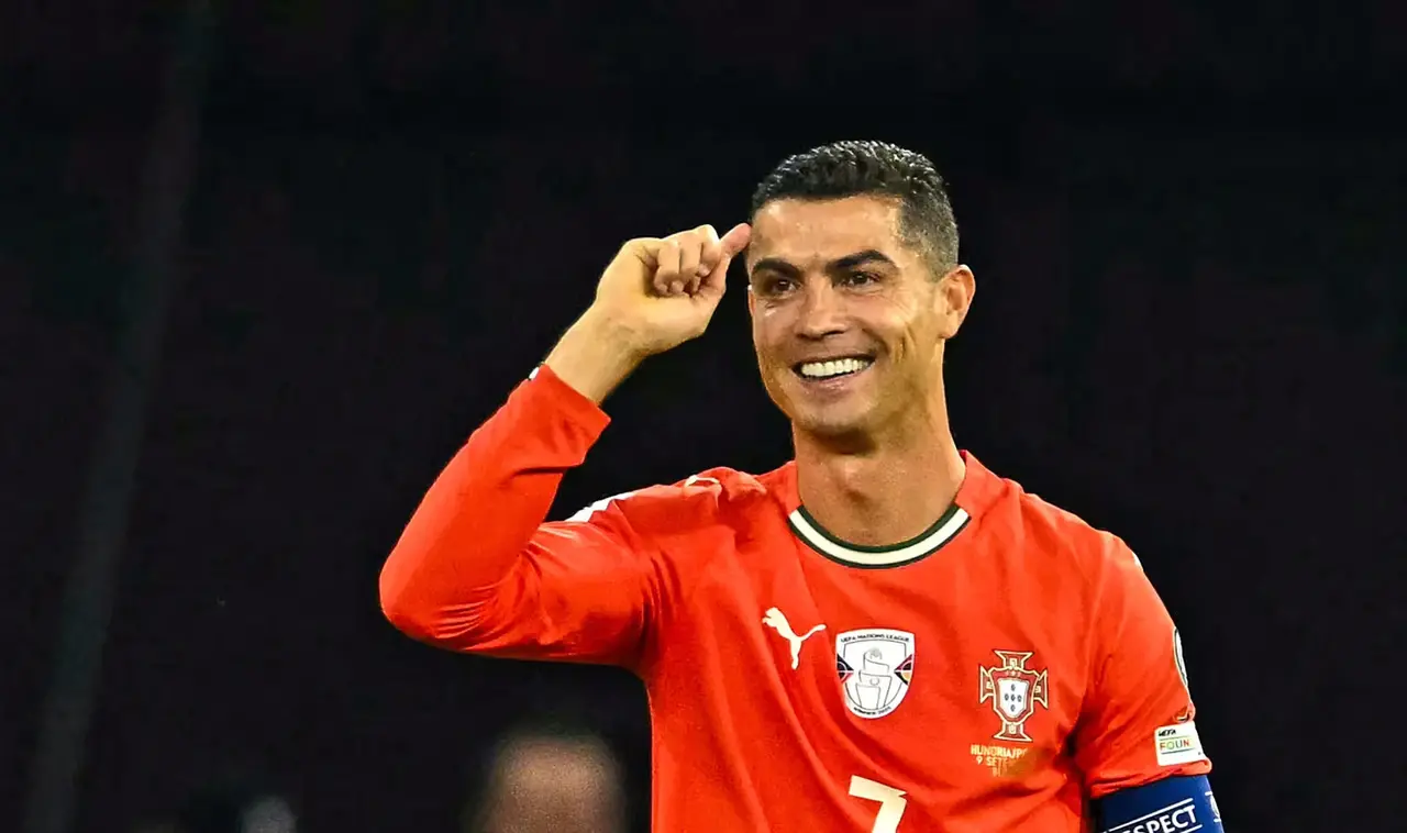 Atacante Cristiano Ronaldo comemora gol de Portugal