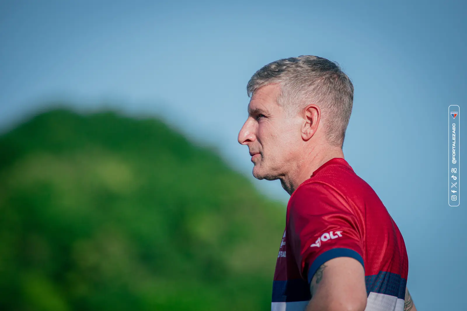 Martín Palermo em ação pelo Fortaleza