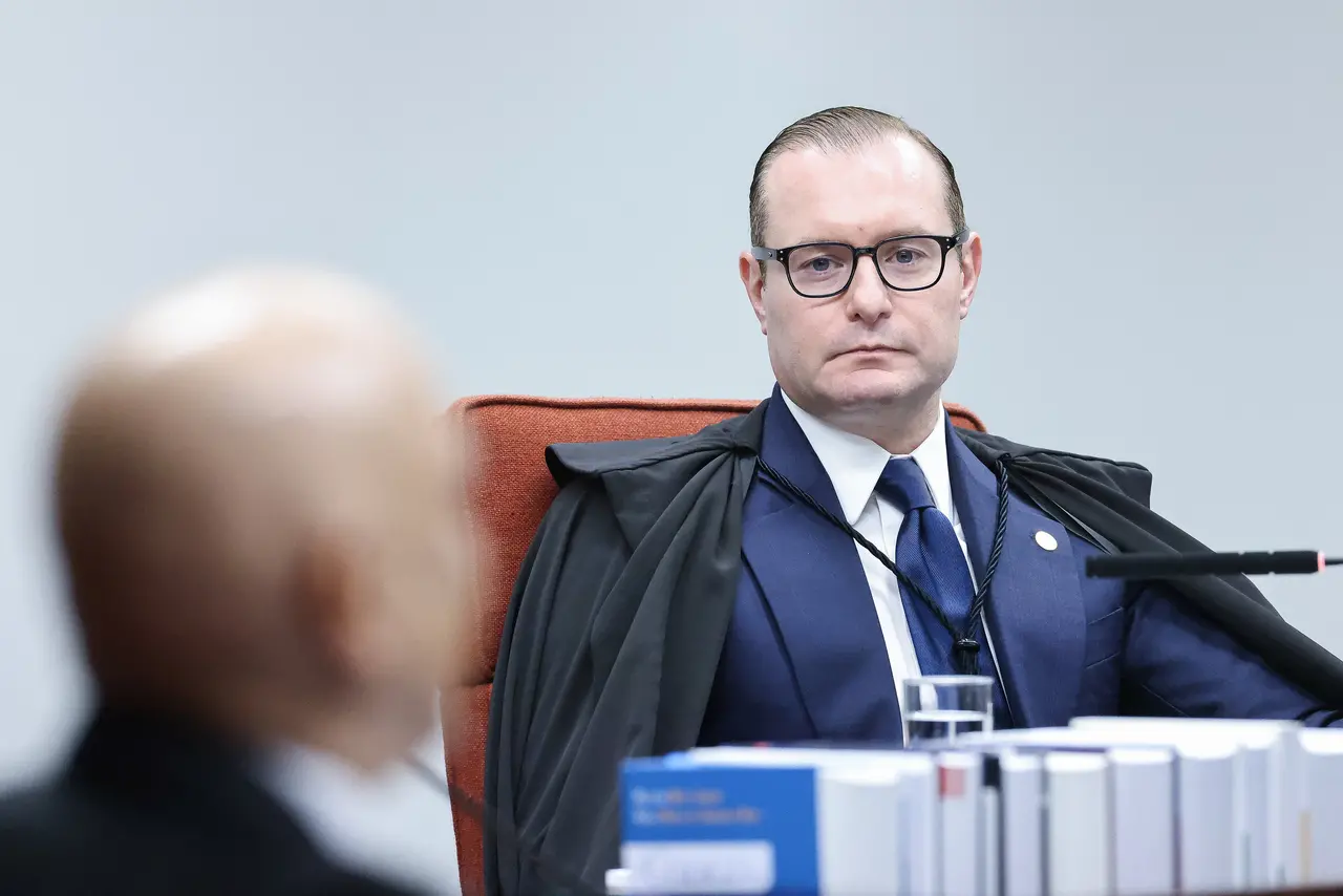 Cristiano Zanin durante sessão da Primeira Turma do Supremo Tribunal Federal (STF)