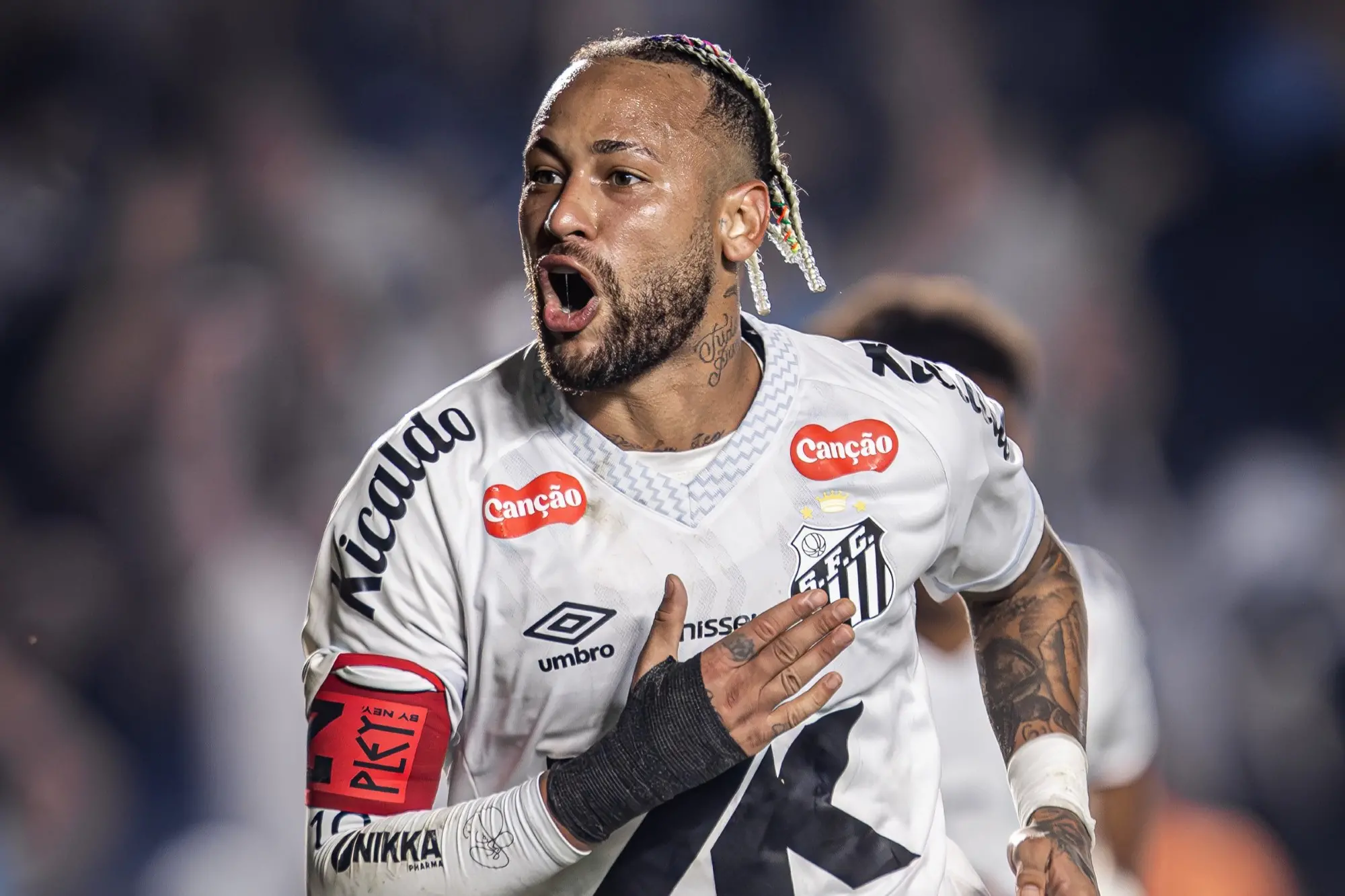 Neymar em ação pelo Santos