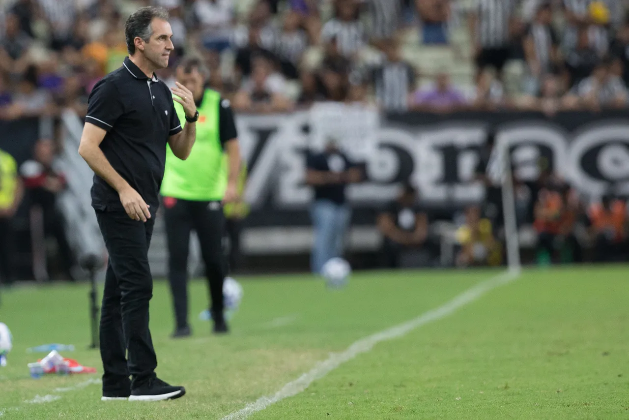 Léo Condé comanda o Ceará na Série A