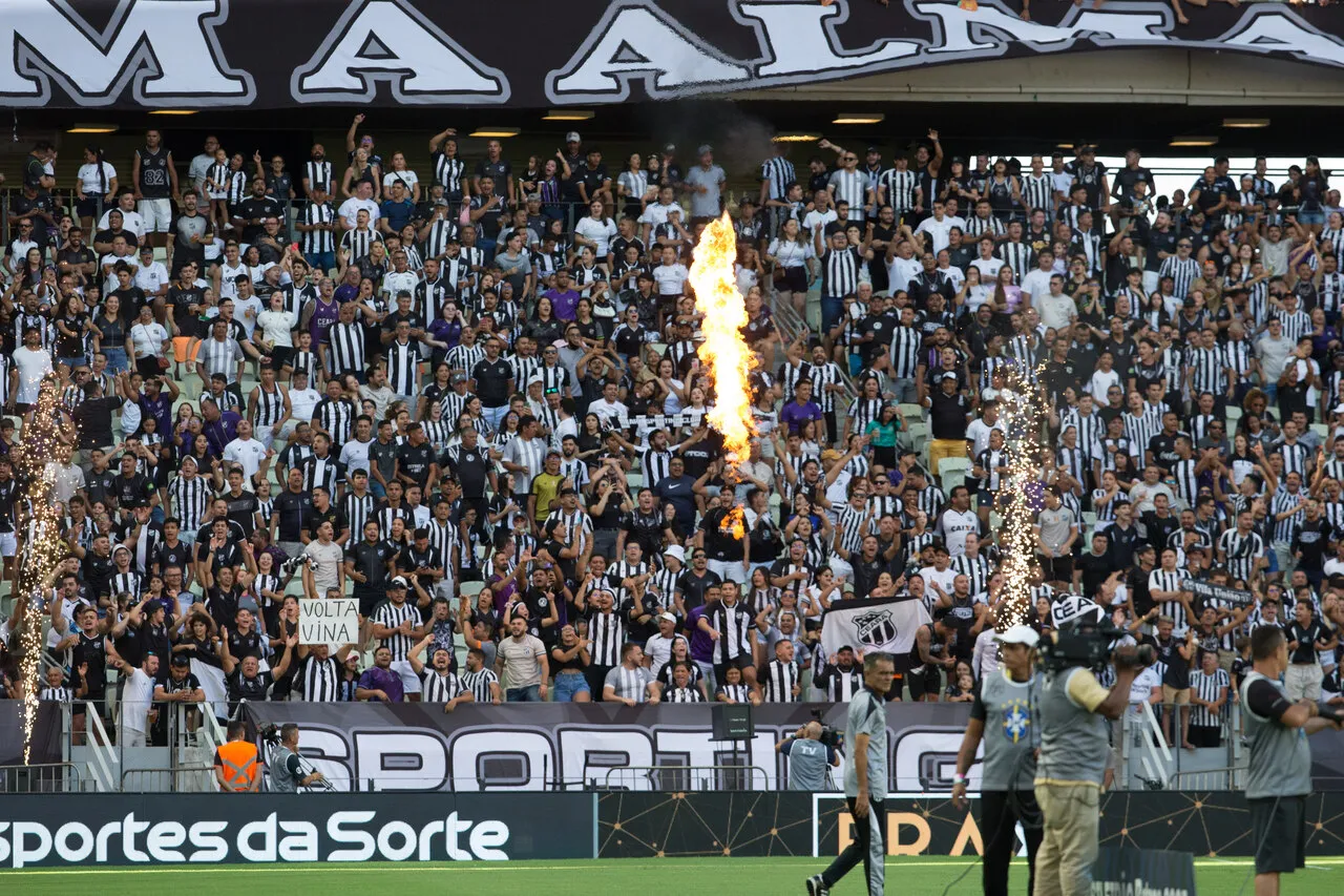 Dieguinho elogiou a torcida alvinegra pelo apoio ao time na temporada