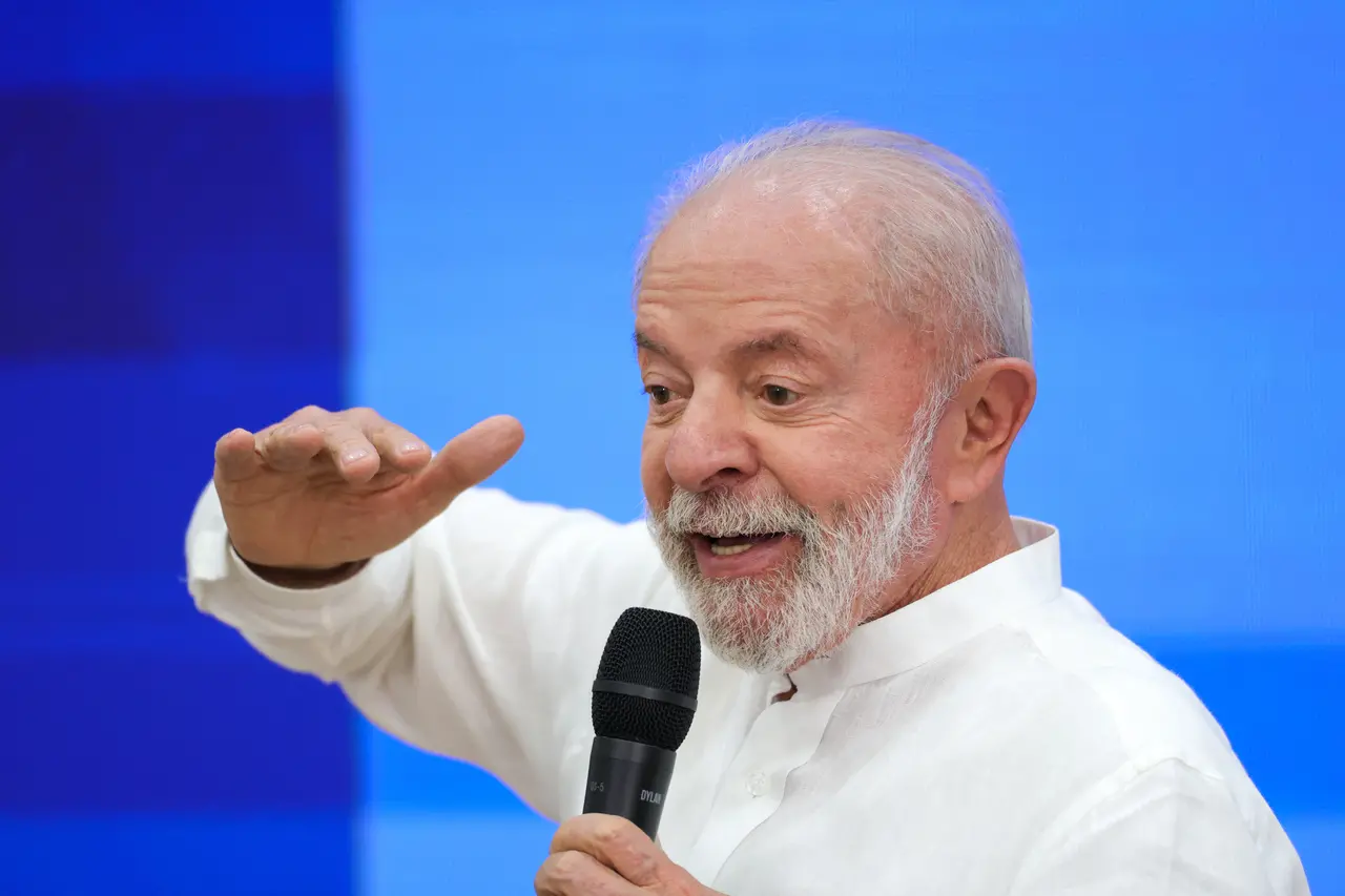Lula em discurso durante evento do programa Agora Tem Especialistas em Brasília