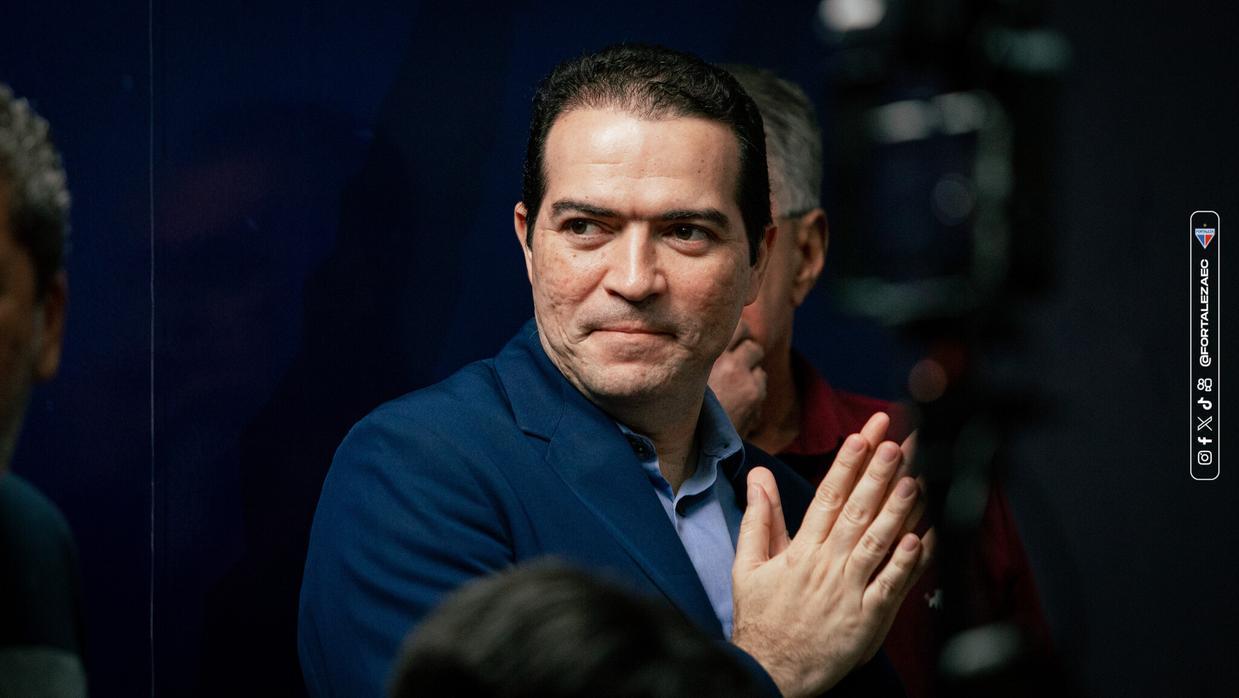 Marcelo Paz em ação pelo Fortaleza