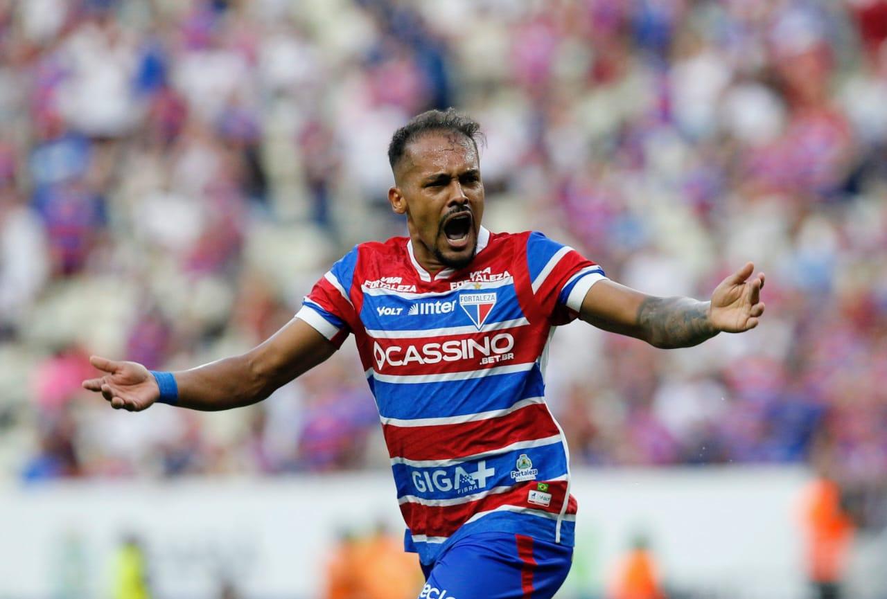 Bruno Pacheco em ação pelo Fortaleza