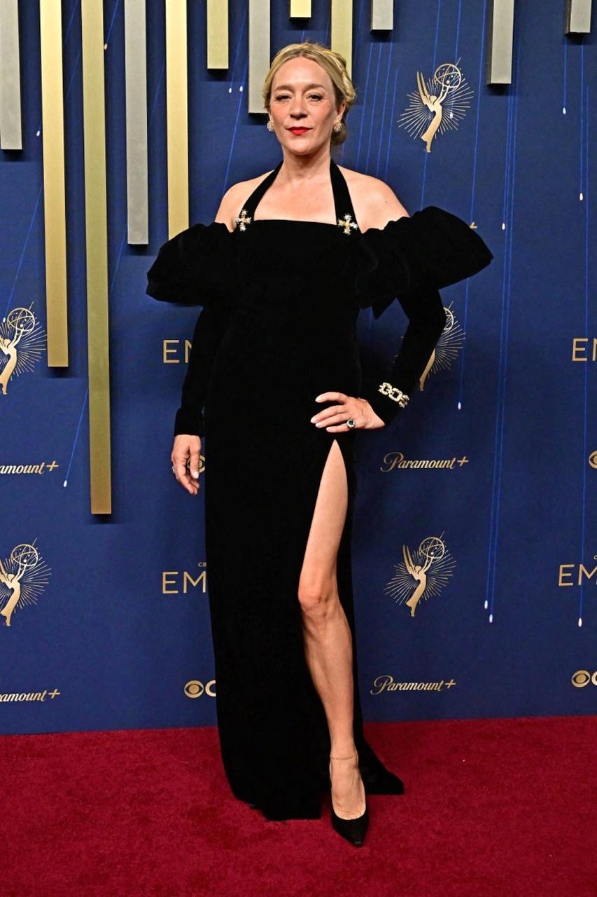 Chloe Sevigny no tapete vermelho do Emmy Awards