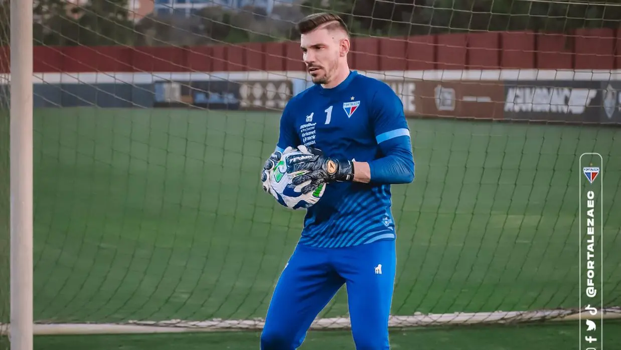 João Ricardo não enfrenta Palmeiras