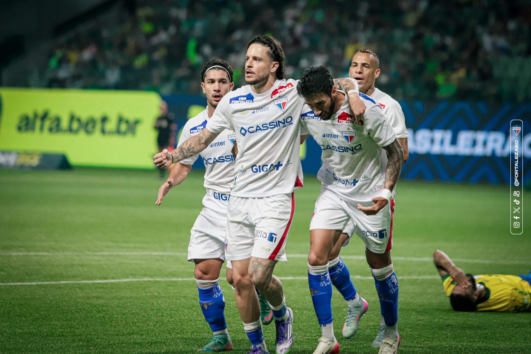Foto de Lucas Crispim durante Palmeiras x Fortaleza na Série A