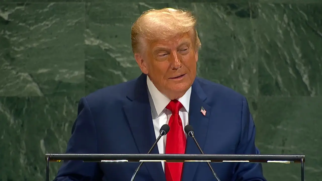 Trump na tribuna do plenário da Onu