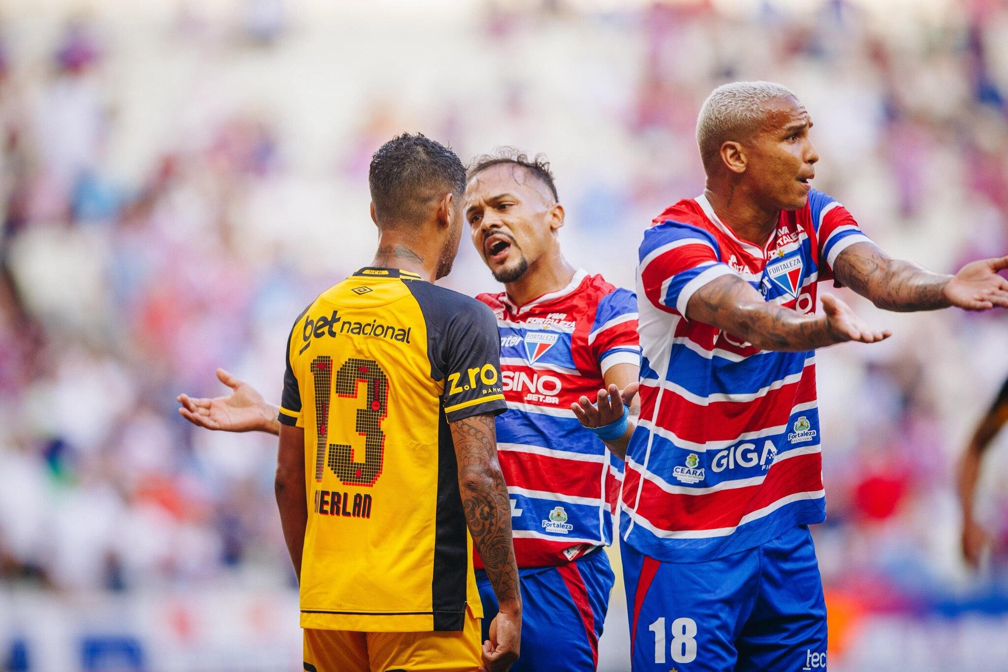 Foto de Bruno Pacheco durante Fortaleza x Sport na Série A do Brasileirão