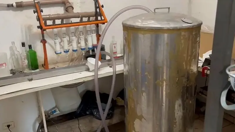 Imagem mostra fábrica clandestina em Americana