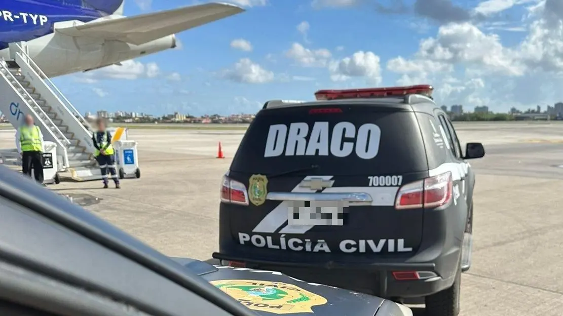 advogada comando vermelho trafico de drogas faccao criminosa wanessa kelly celular decisao justica judiciario draco delegacia investigacao