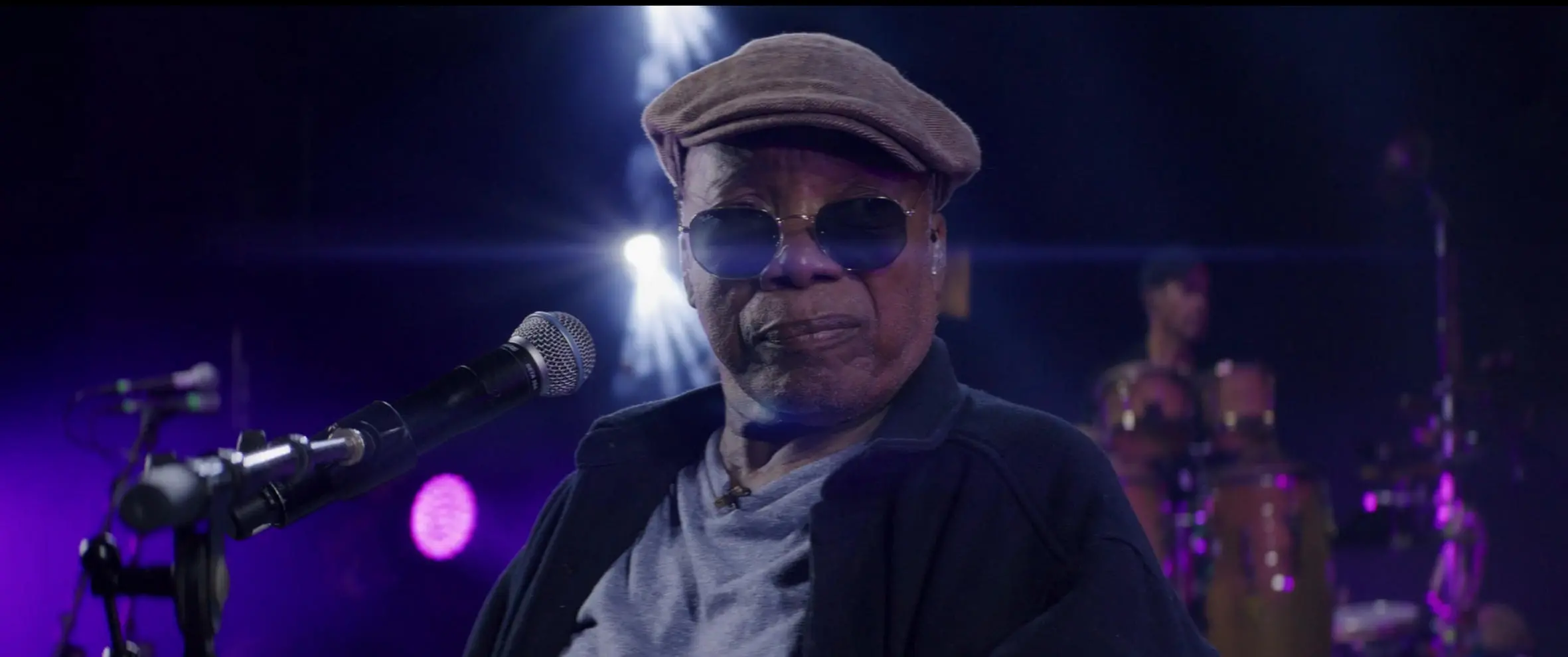 Milton Nascimento em documentário sobre sua biografia.