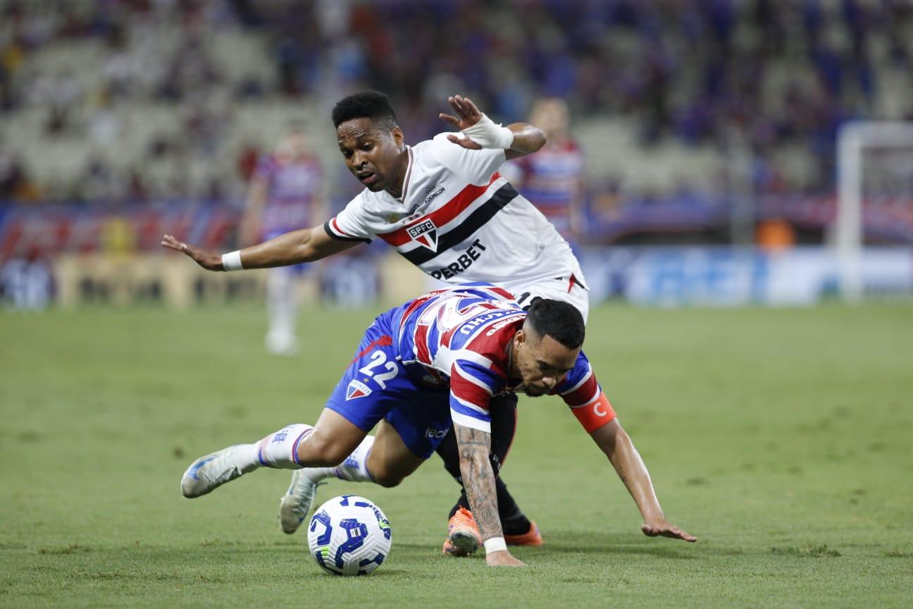 Foto de Após rodada ruim, distância para sair do Z-4 aumenta para o Fortaleza; veja classificação