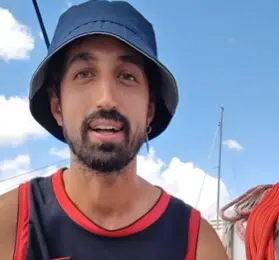 Foto de Nicolas Calabrese, o único integrante da delegação brasileira a ser deportado