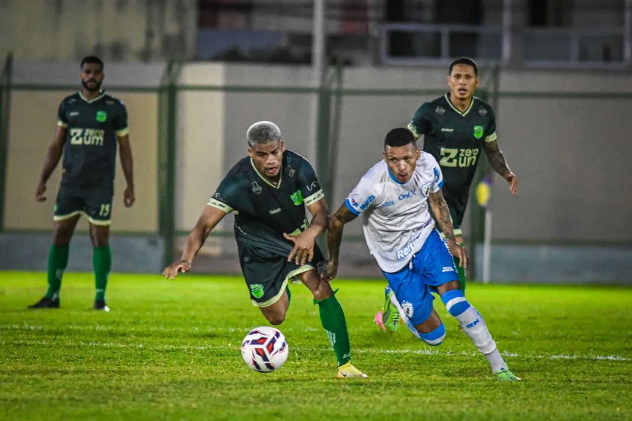 O Floresta vai enfrentando o Londrina pela Série C