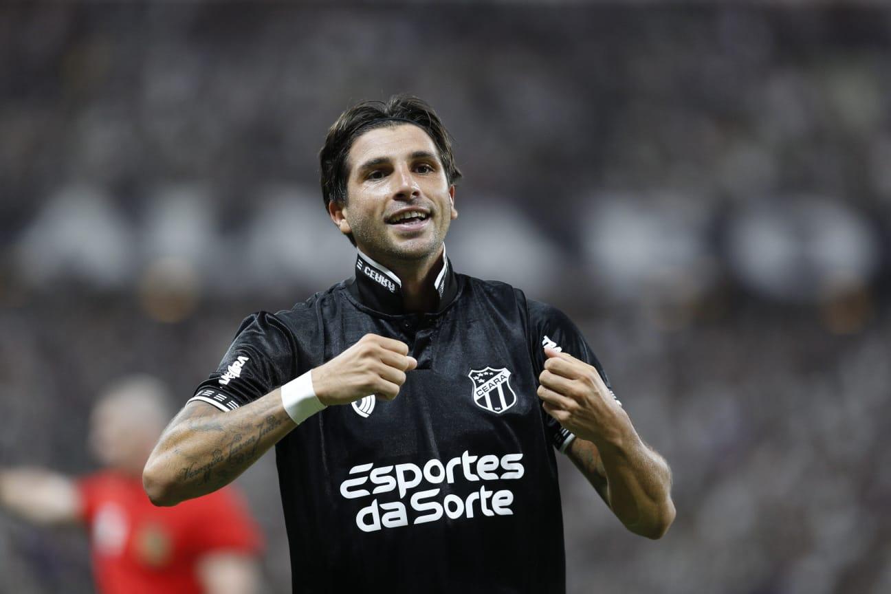 Foto de Lucas Mugni durante Ceará x Santos na Série A do Brasileirão