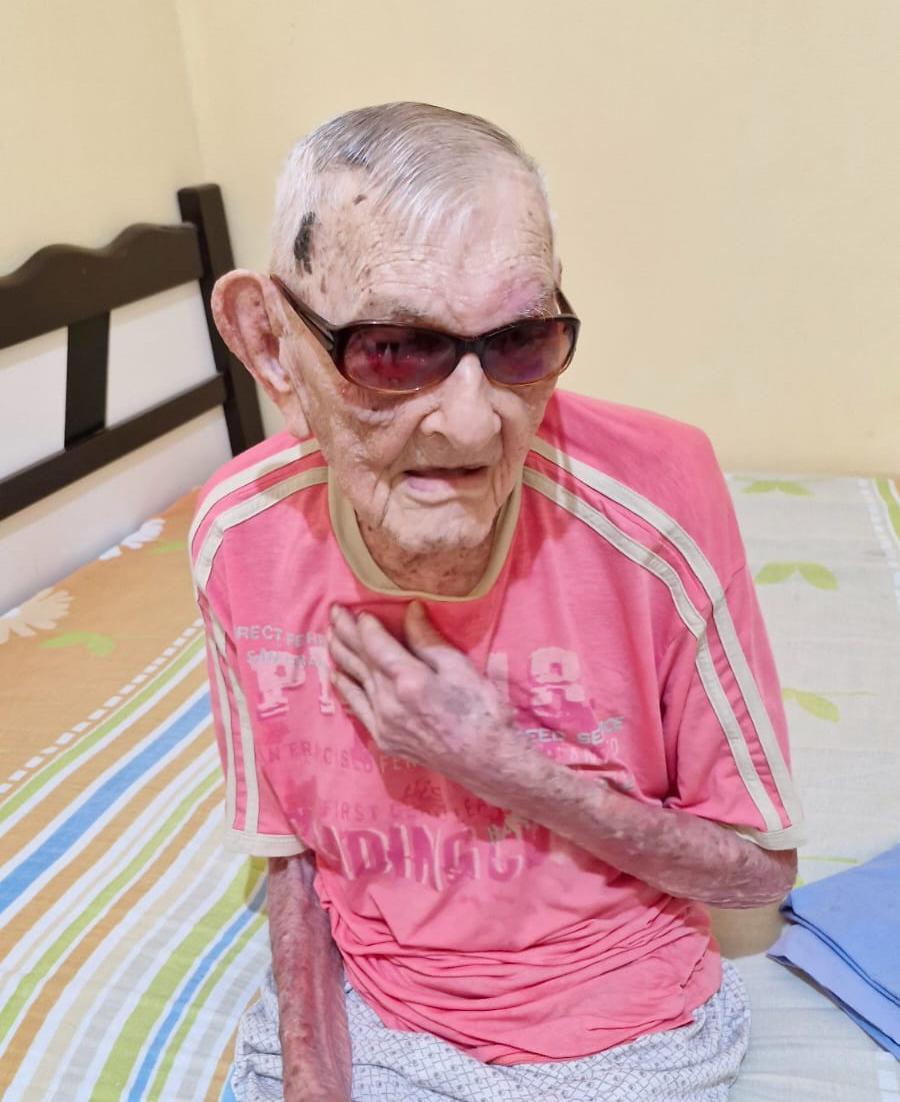 Foto de João Marinho Neto, cearense que é o homem mais velho do mundo.