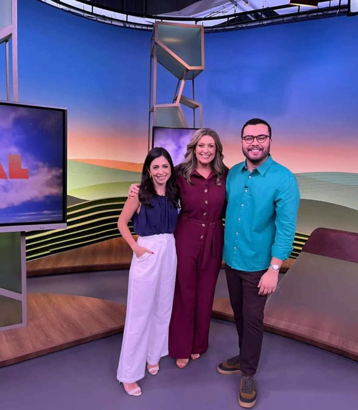 Apresentadores do Globo Rural no estúdio do programa.