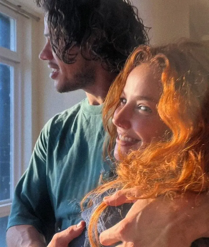 Imagem da notícia José Loreto estaria vivendo romance com a atriz Nanda Marques na Bahia
