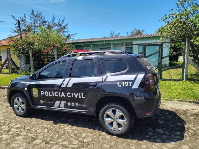 Imagem mostra viatura da polícia civil do Rio Grande do Sul