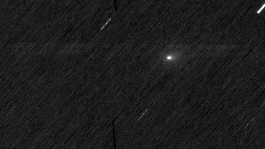 Imagem mostra o objeto luminoso.