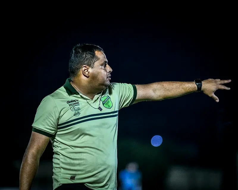 imagem mostra técnico