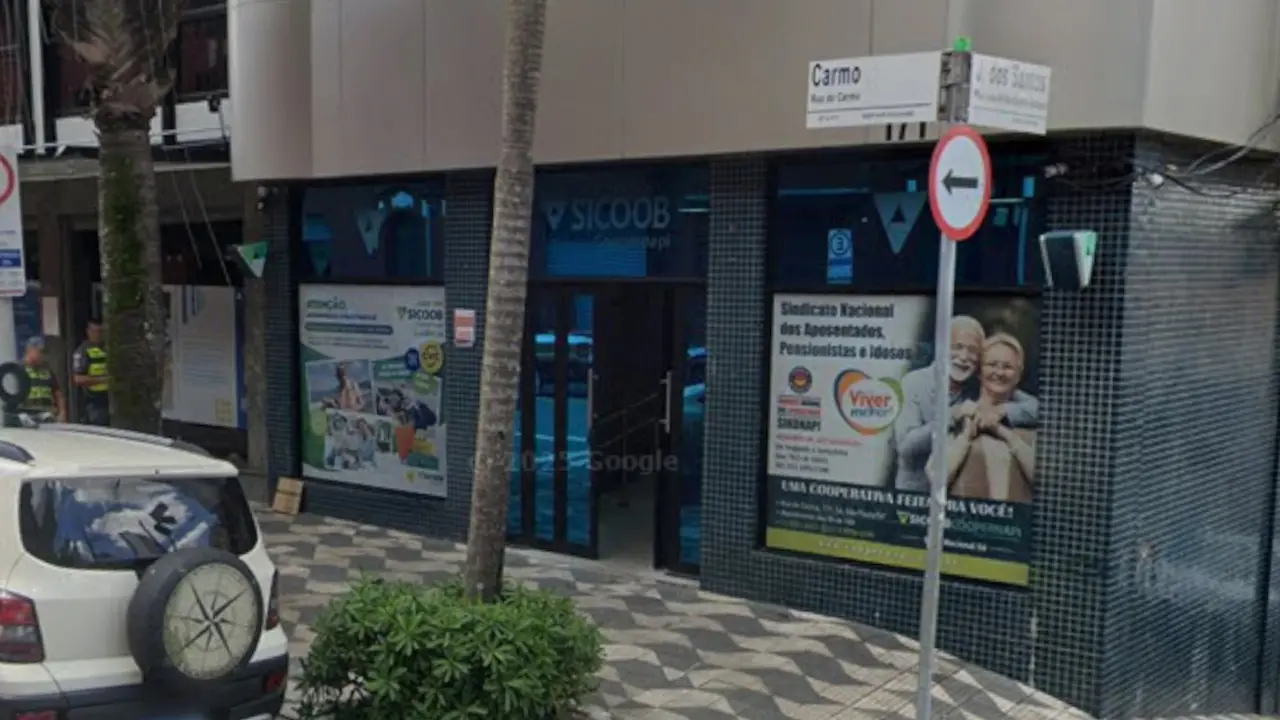 Imagem mostra fachada do Sindicato Nacional dos Aposentados, Pensionistas e Idosos (Sindnapi), em São Paulo. Entidade é suspeita de integrar esquema de fraude de descontos indevidos no INSS.