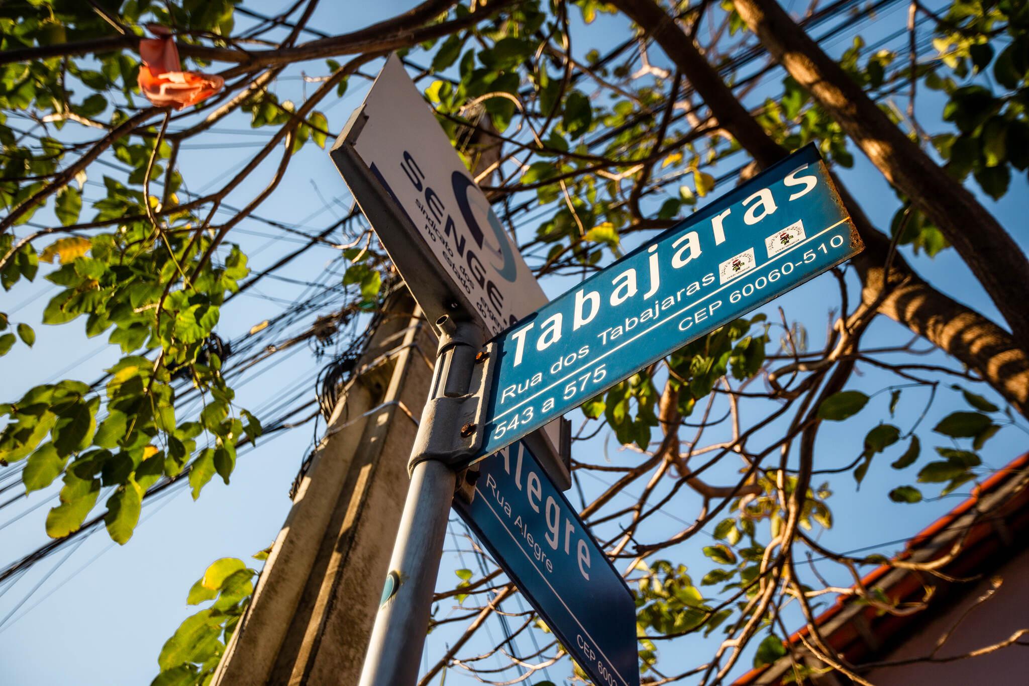 Placa da rua dos tabajaras