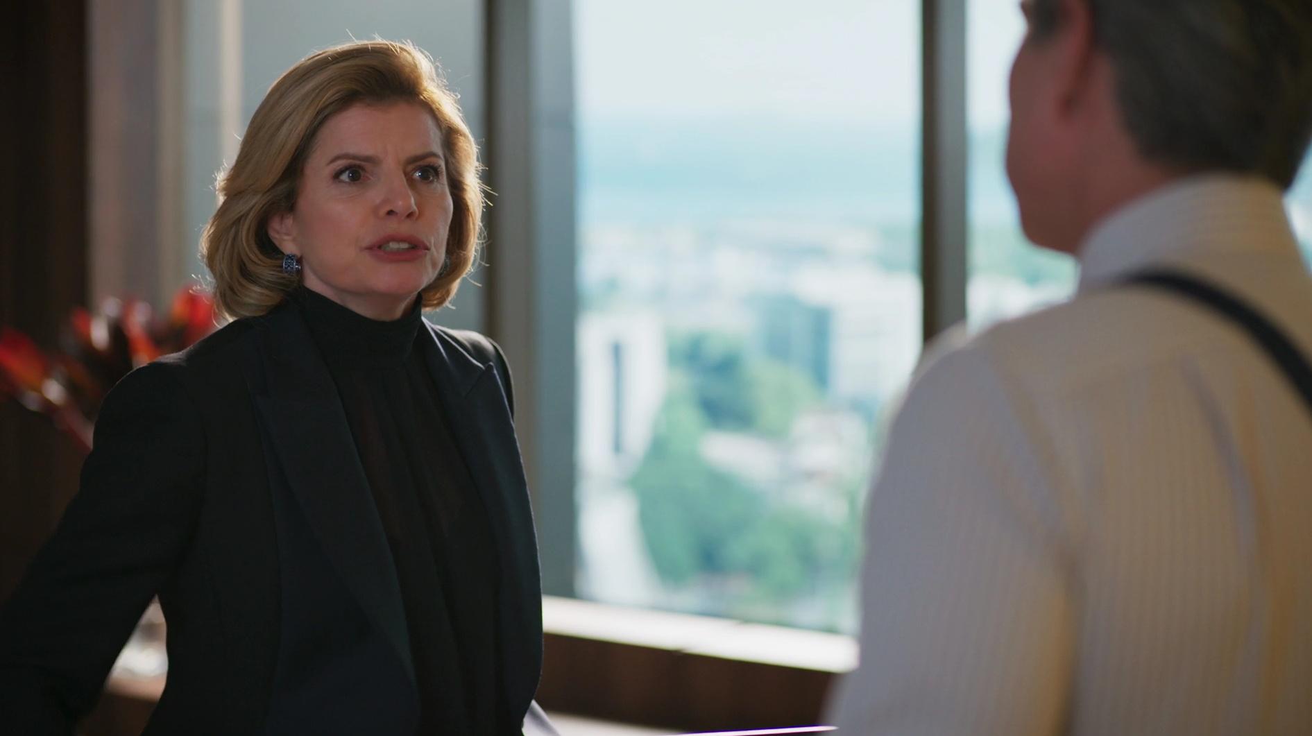 Odete Roitman em discussão com Marco Aurélio na TCA após saber de roubo milionário.